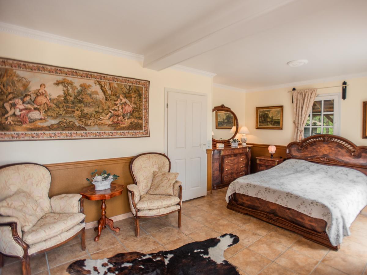 Bed Room