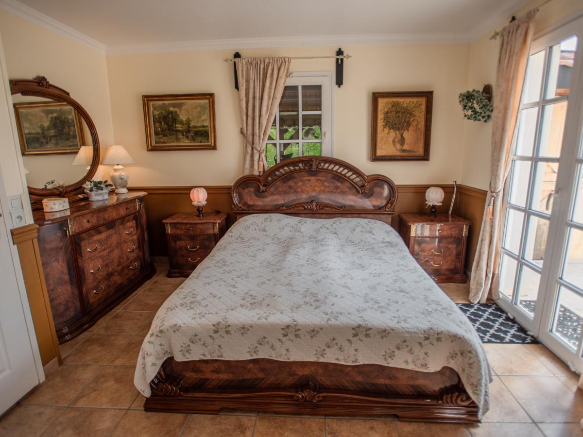 Bed Room