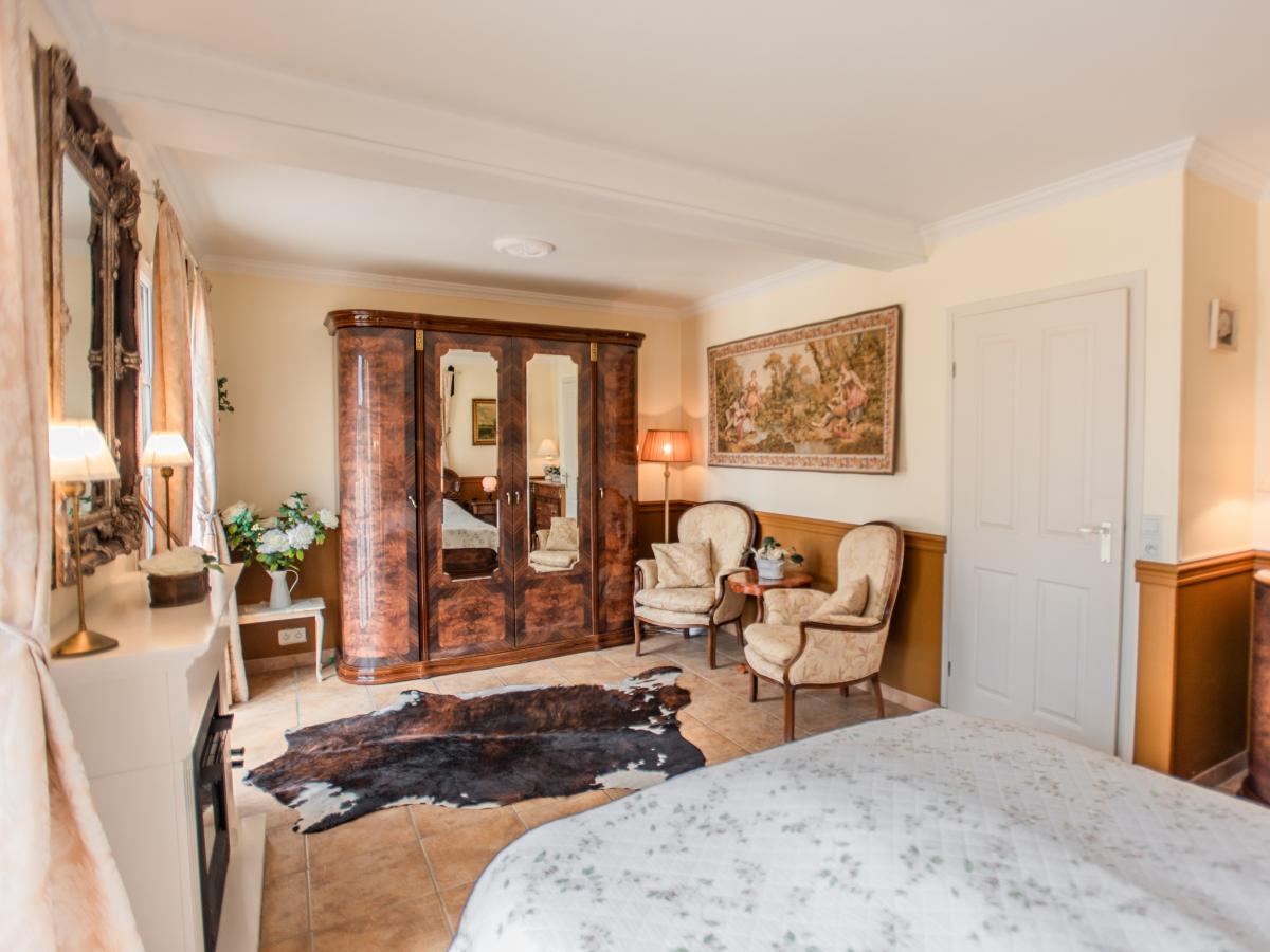 Bed Room