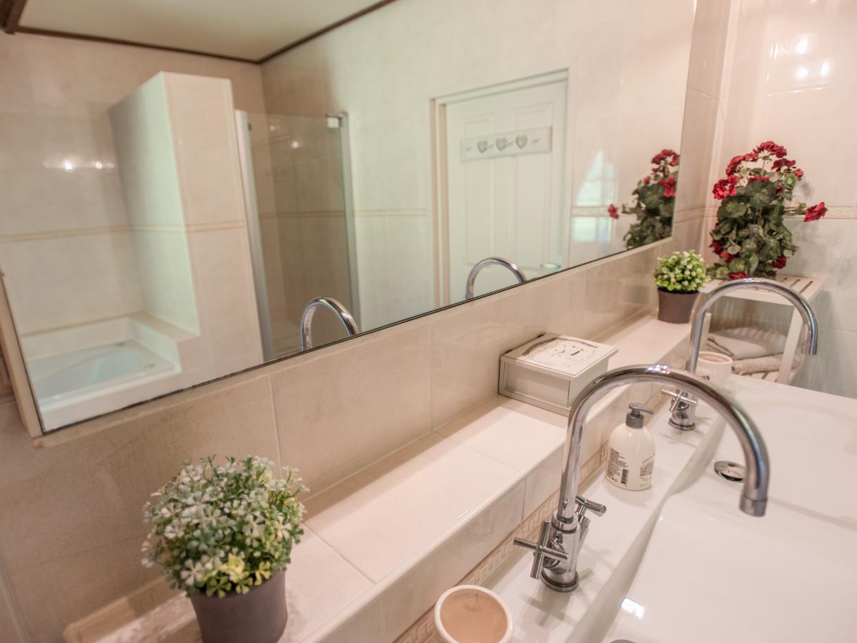 Bath Room