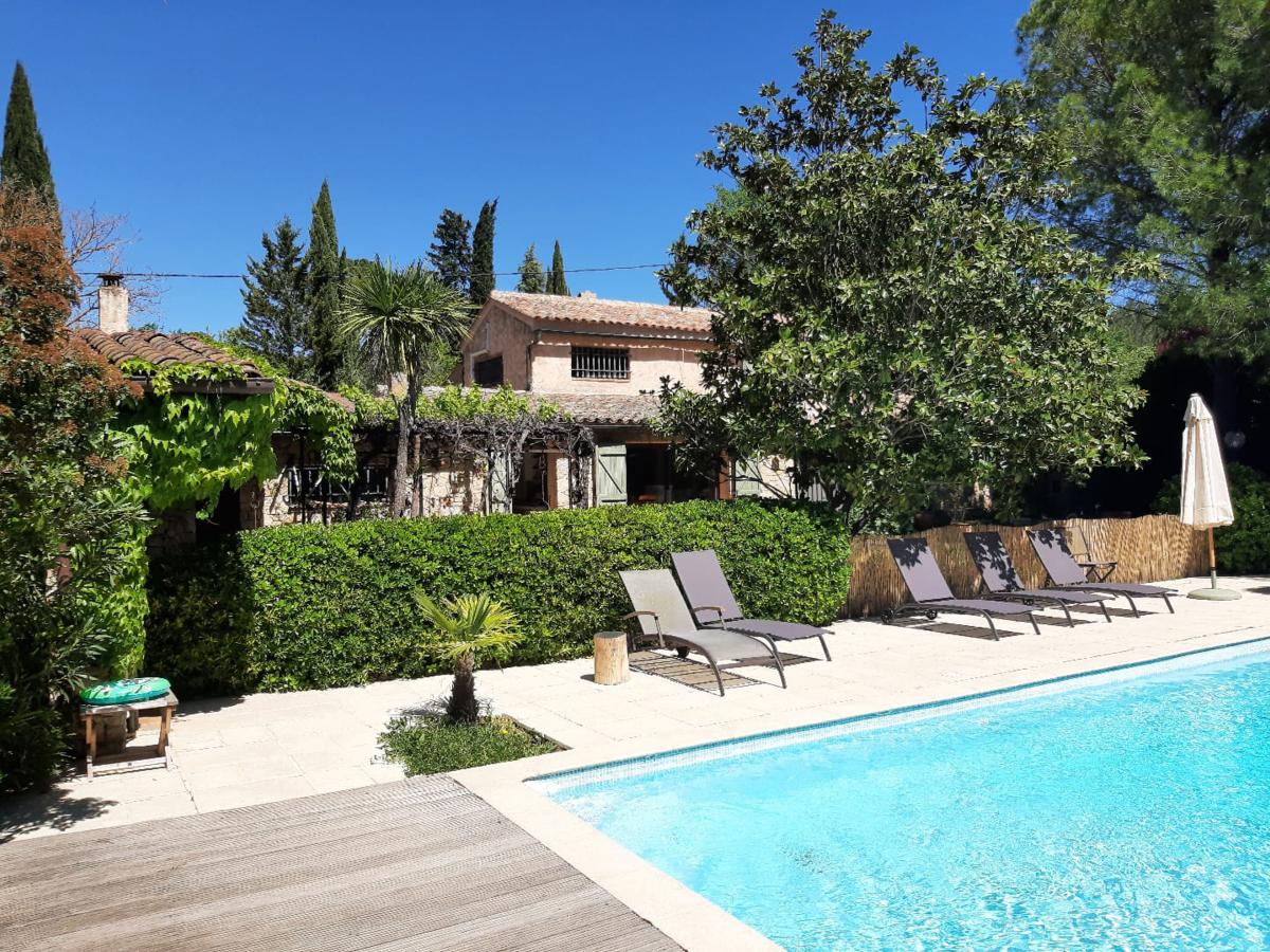 Villa photo 1