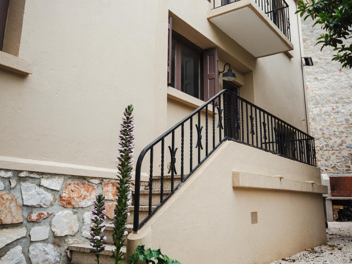Exterior Summer