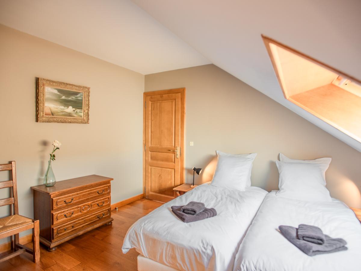 Bed Room