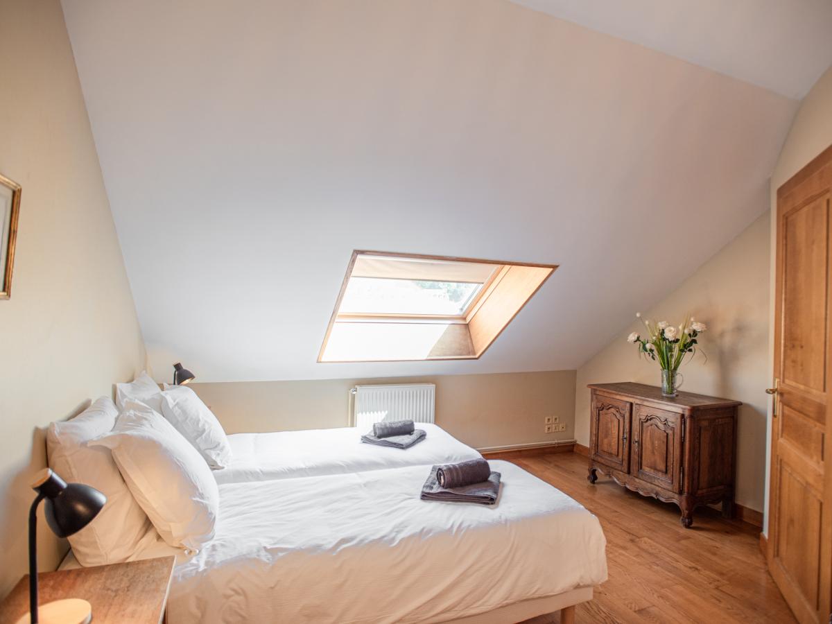Bed Room