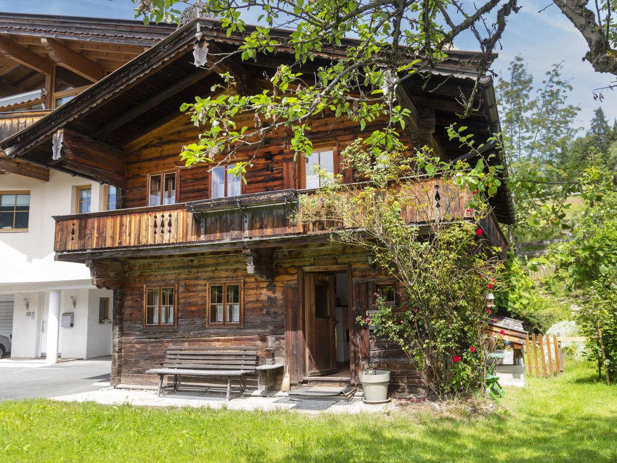 Villa photo 1
