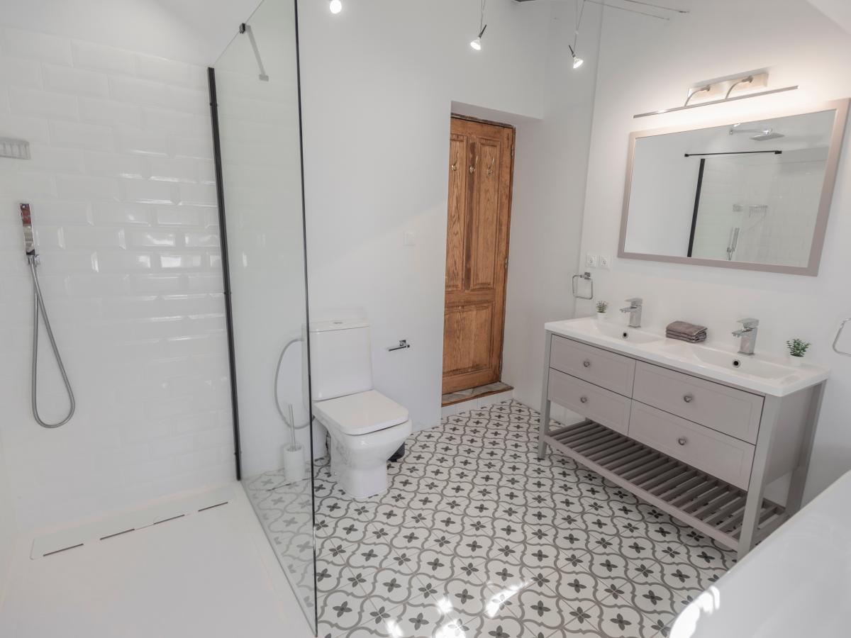 Bath Room