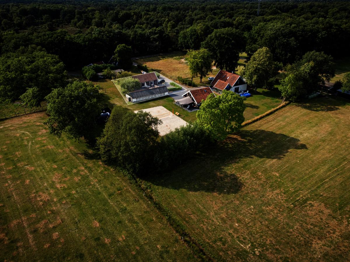 Exterior Summer