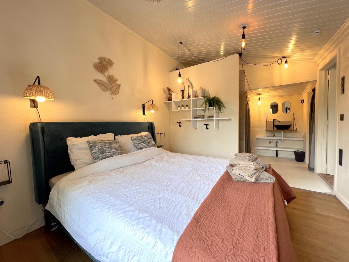 Bed Room