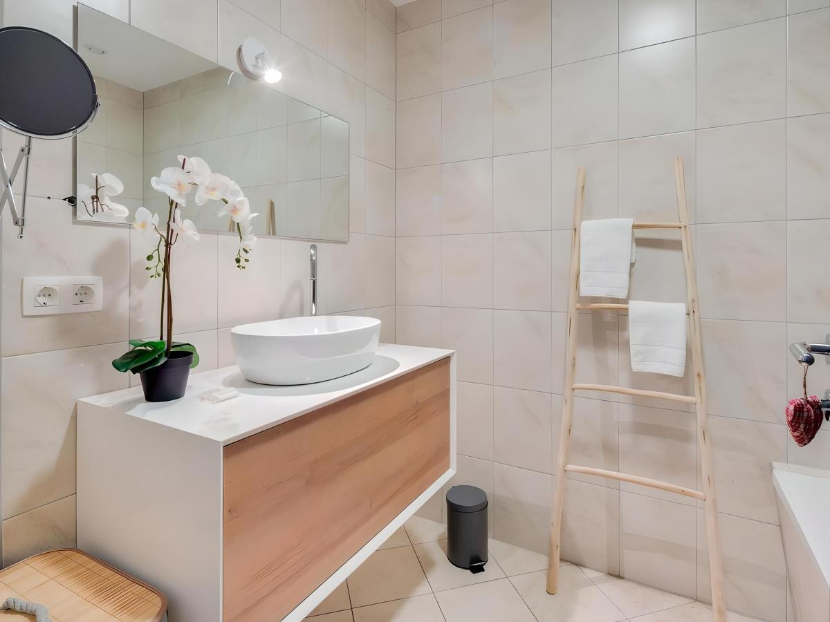 Bath Room