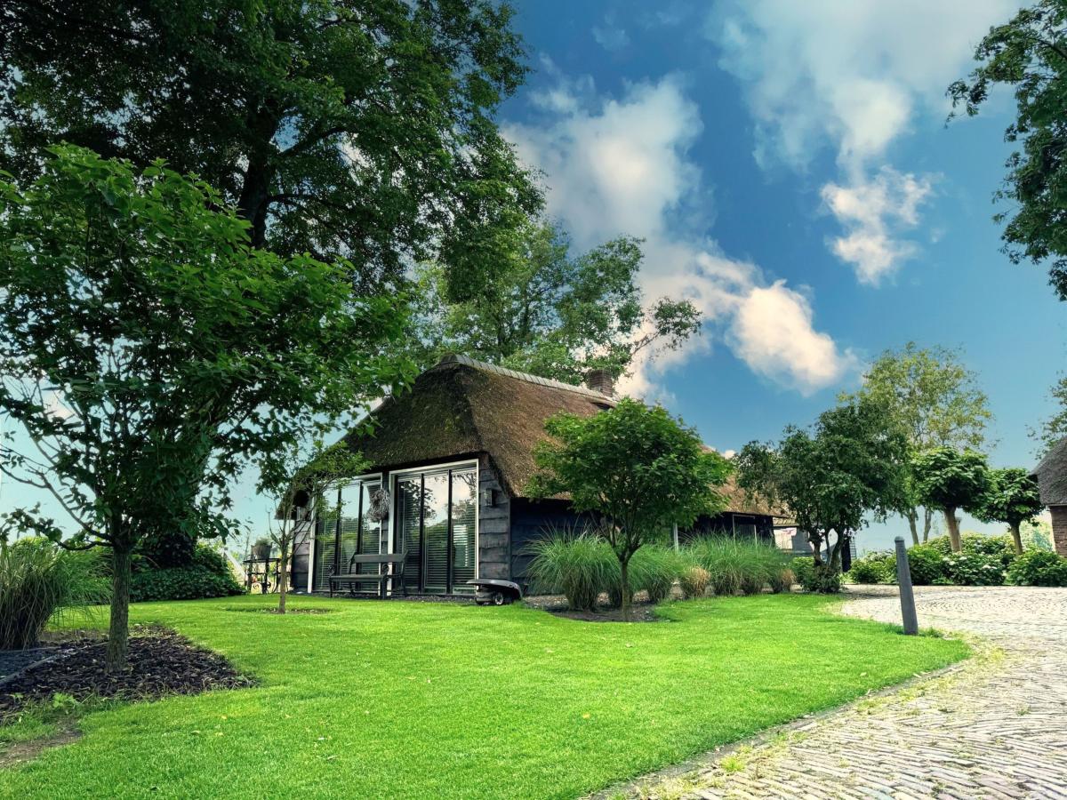 Villa photo 1
