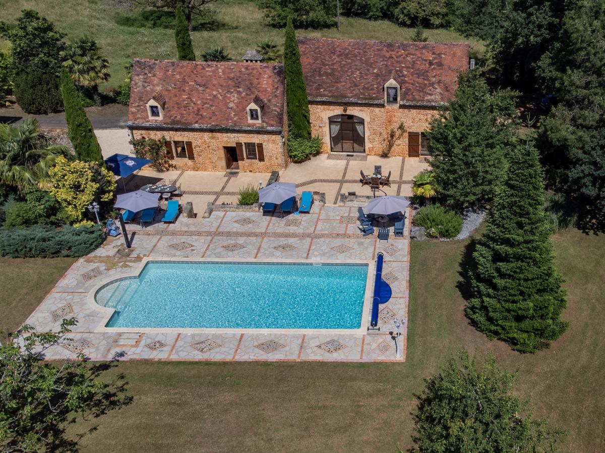 Exterior Summer