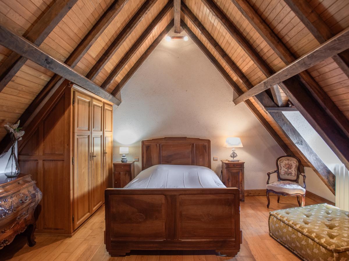 Bed Room