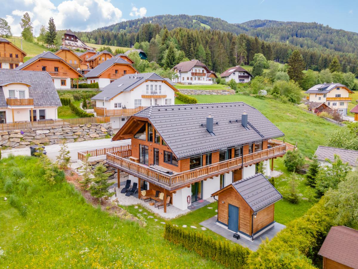 Exterior Summer