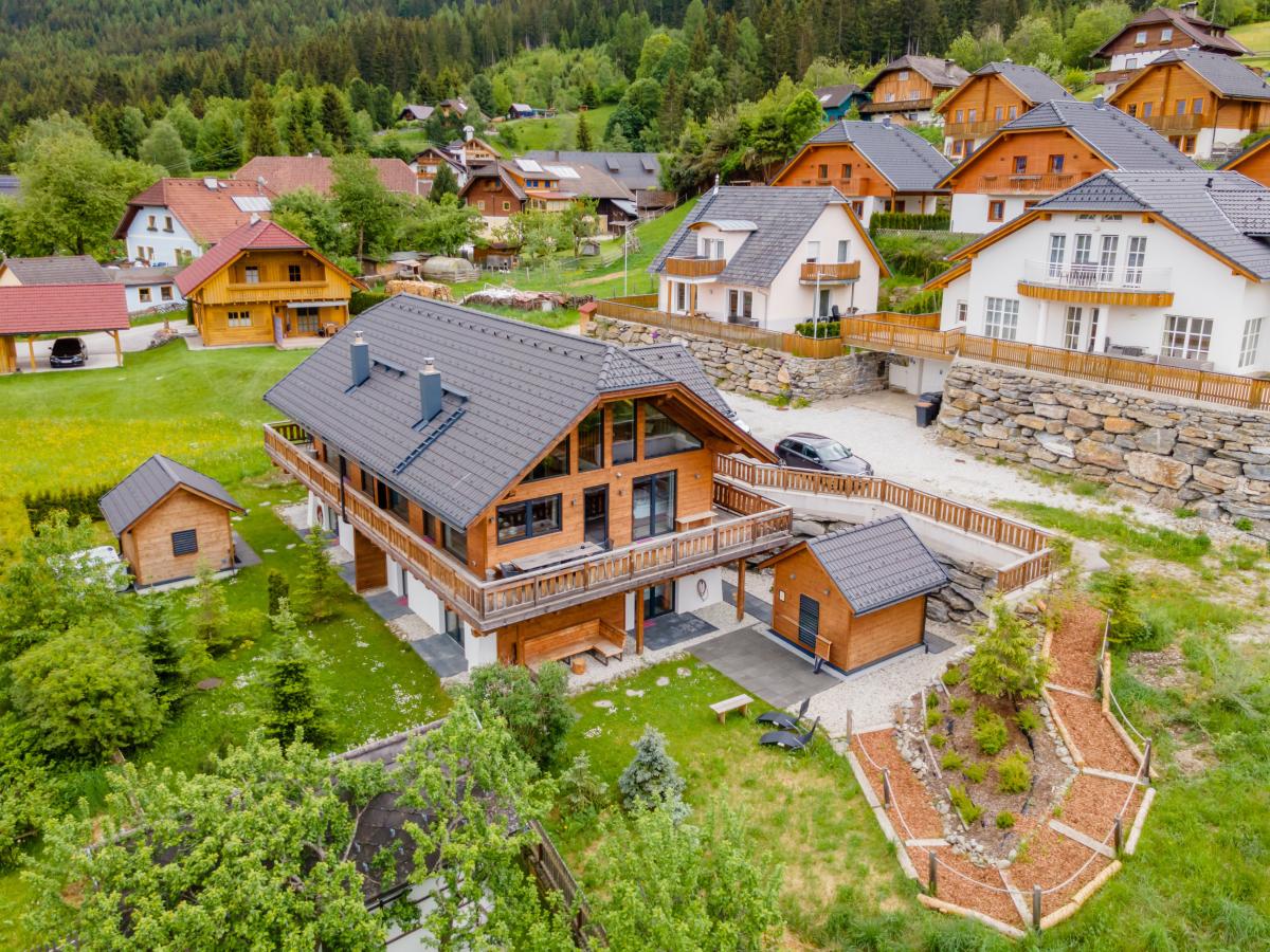 Villa photo 1