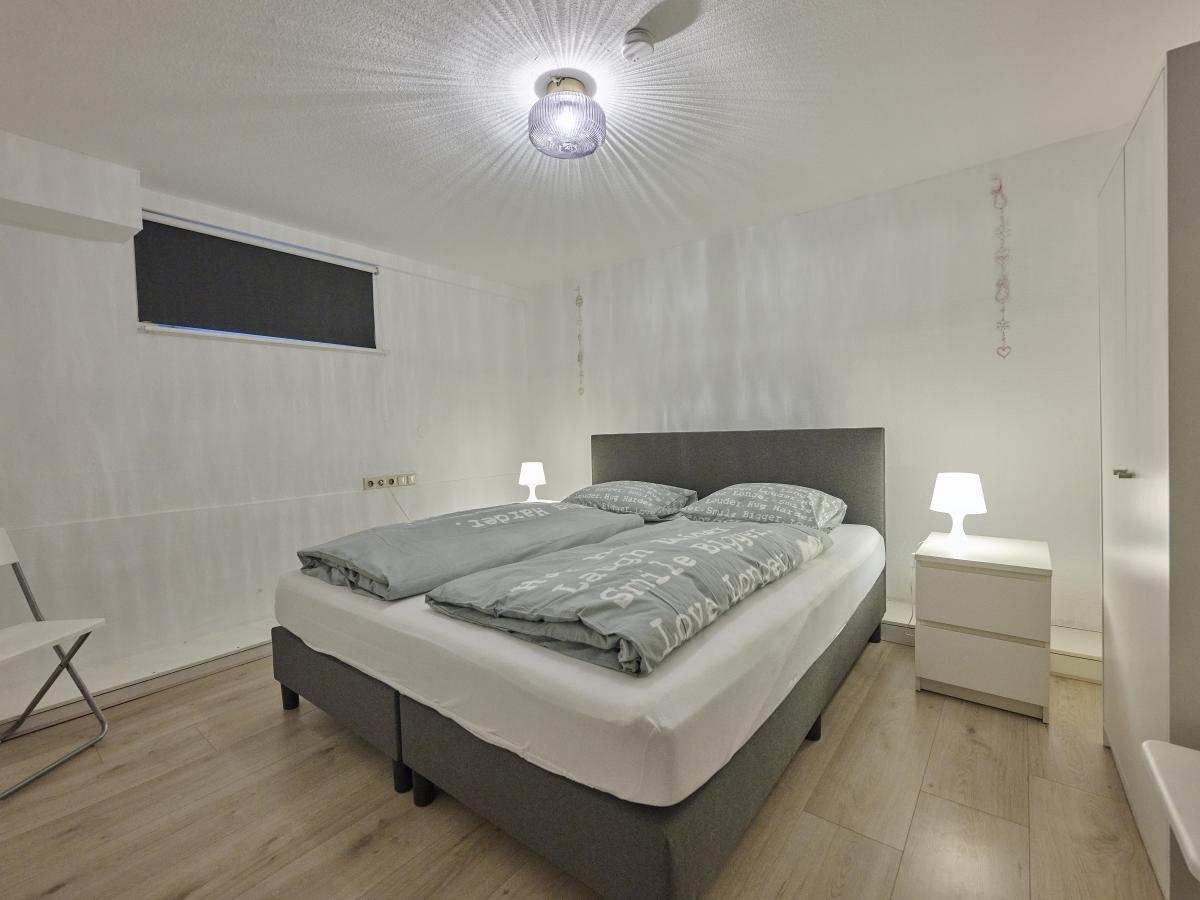 Bed Room