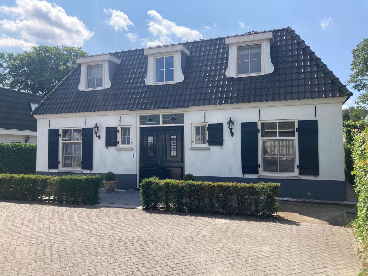 Exterior Summer