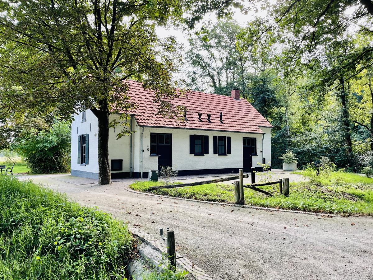 Villa photo 1