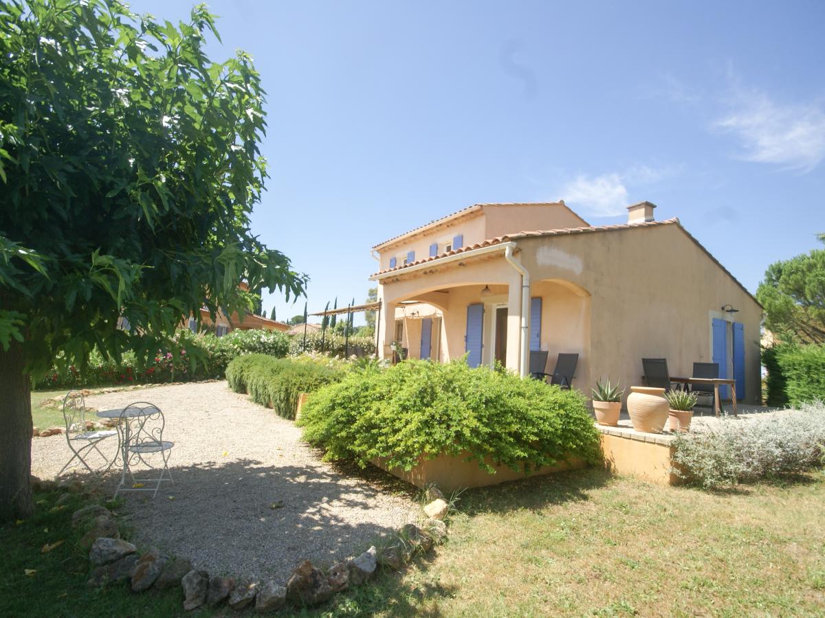 Villa photo 1