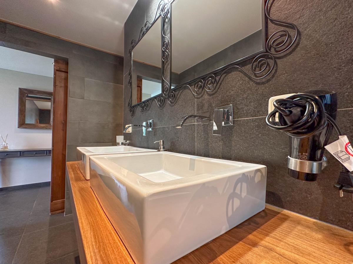 Bath Room