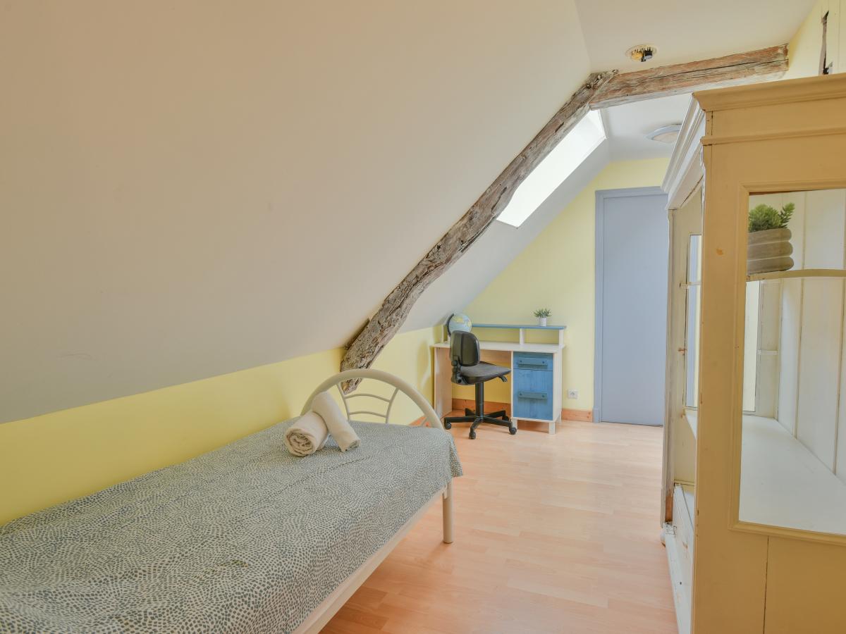 Bed Room