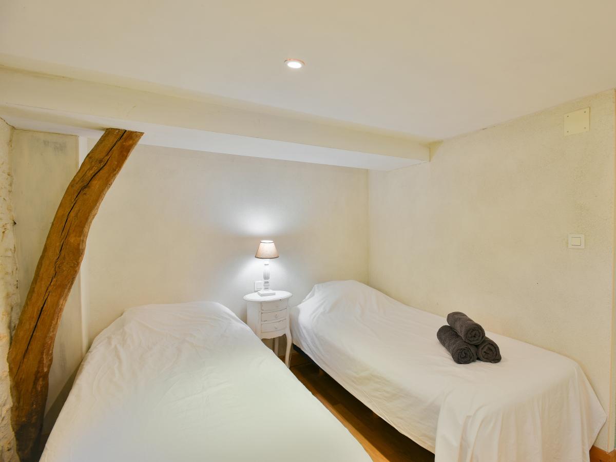 Bed Room