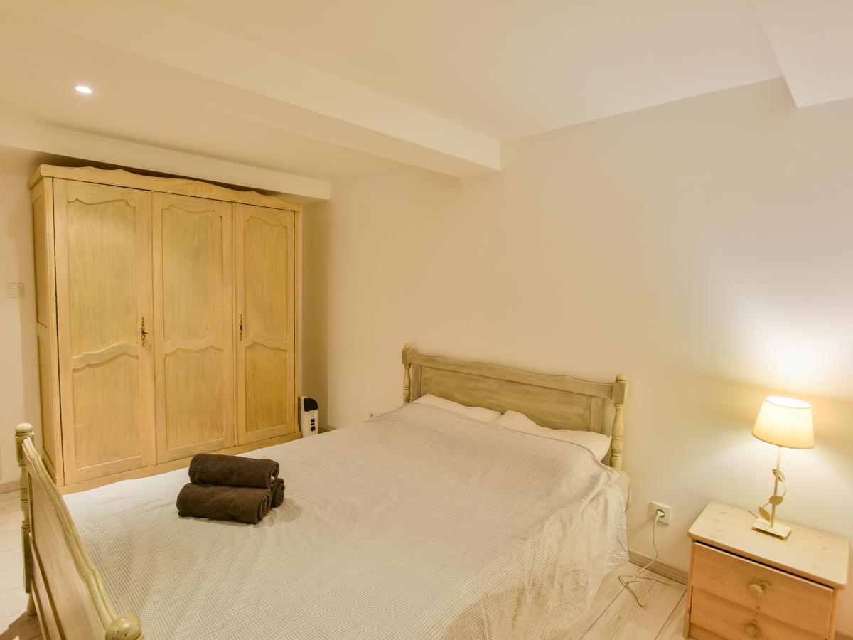 Bed Room