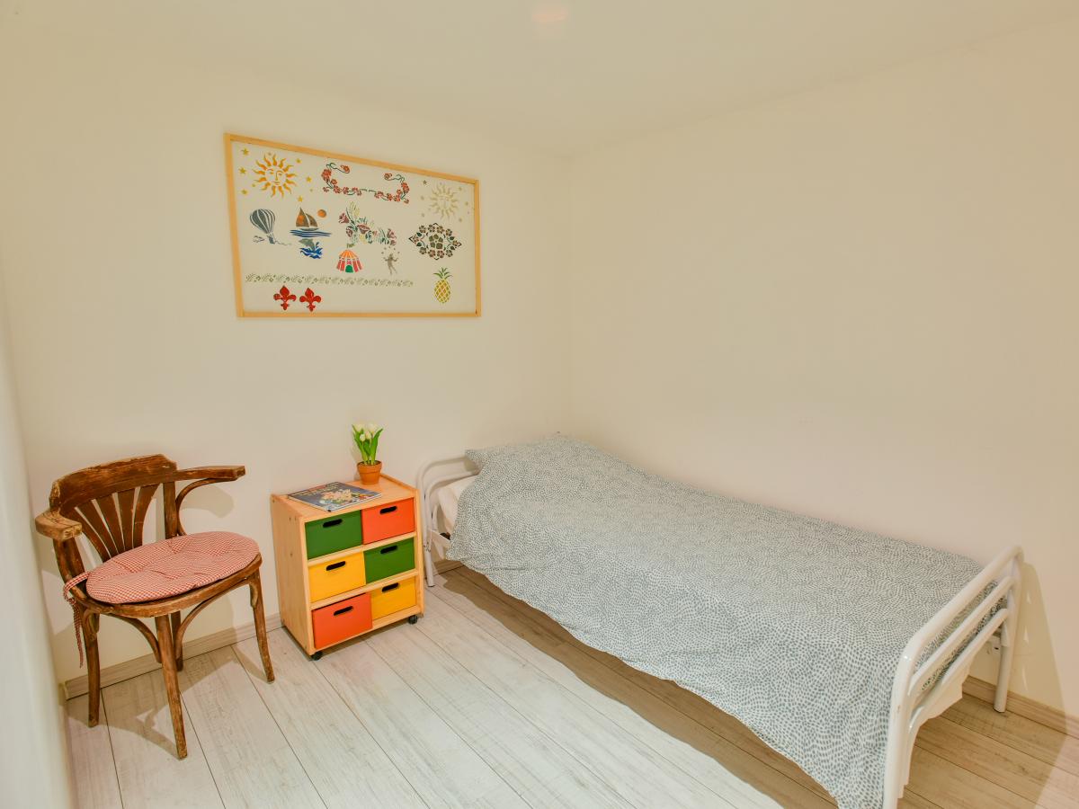 Bed Room