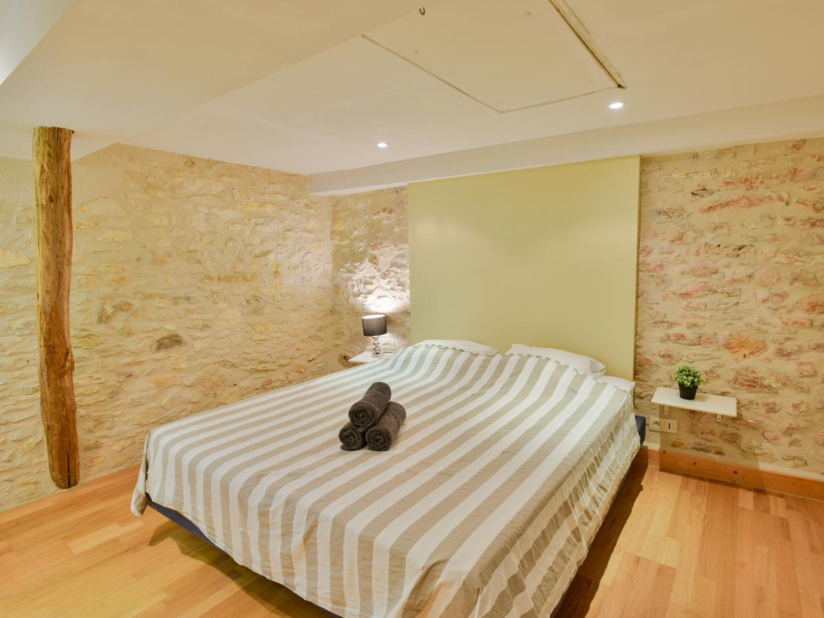 Bed Room