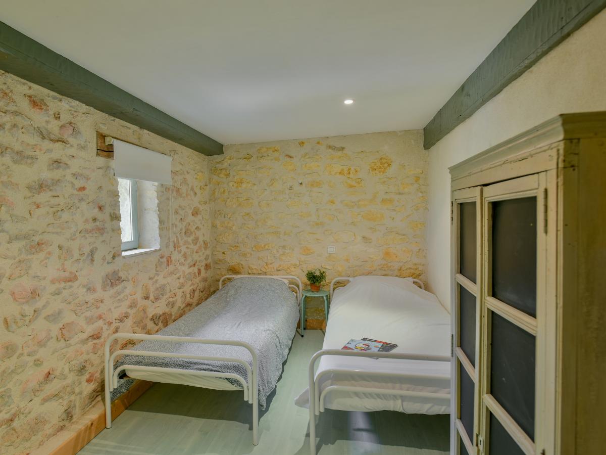 Bed Room
