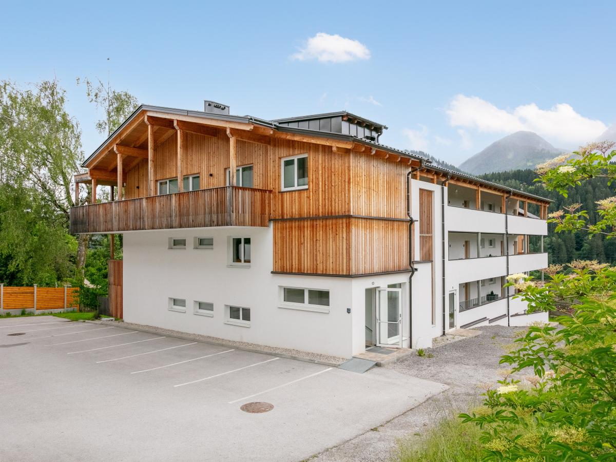 Exterior Summer