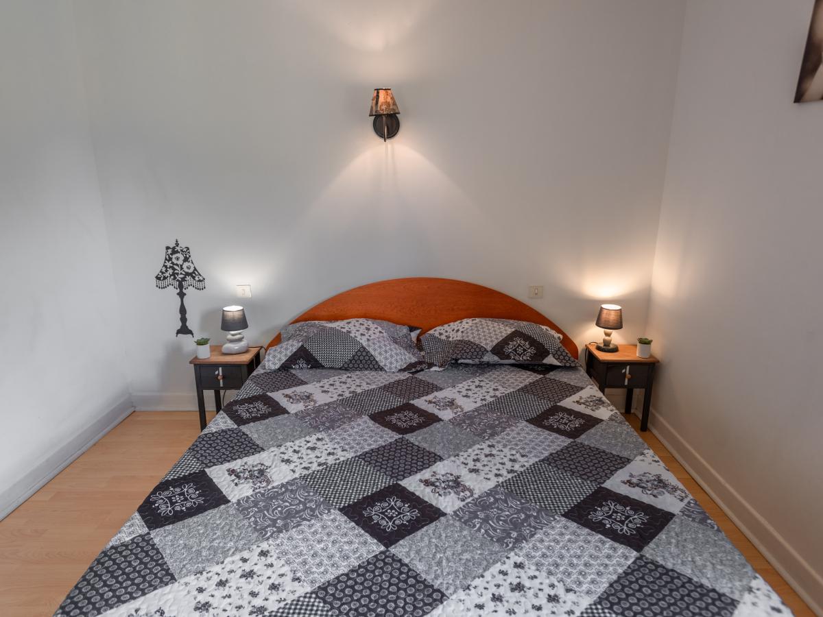 Bed Room