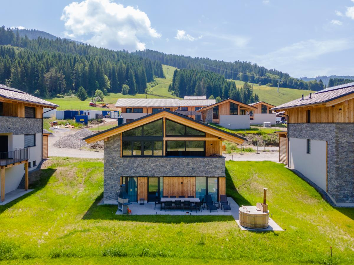 Exterior Summer