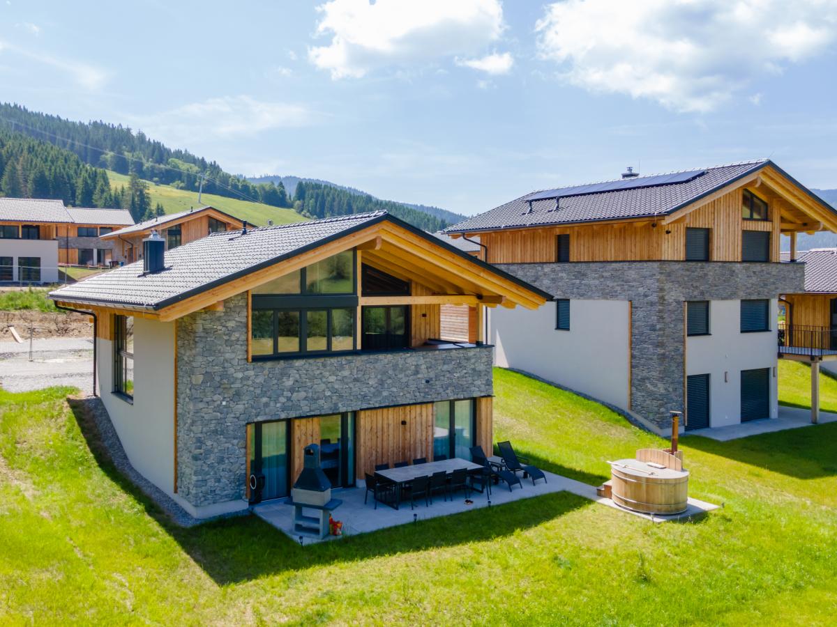 Exterior Summer