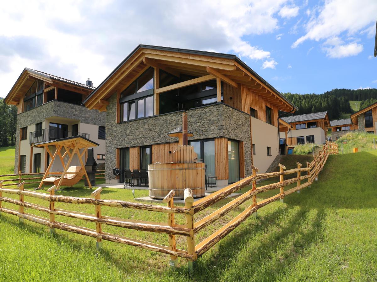 Villa photo 1