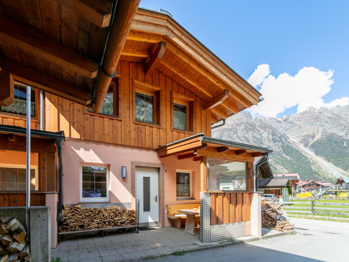 Exterior Summer