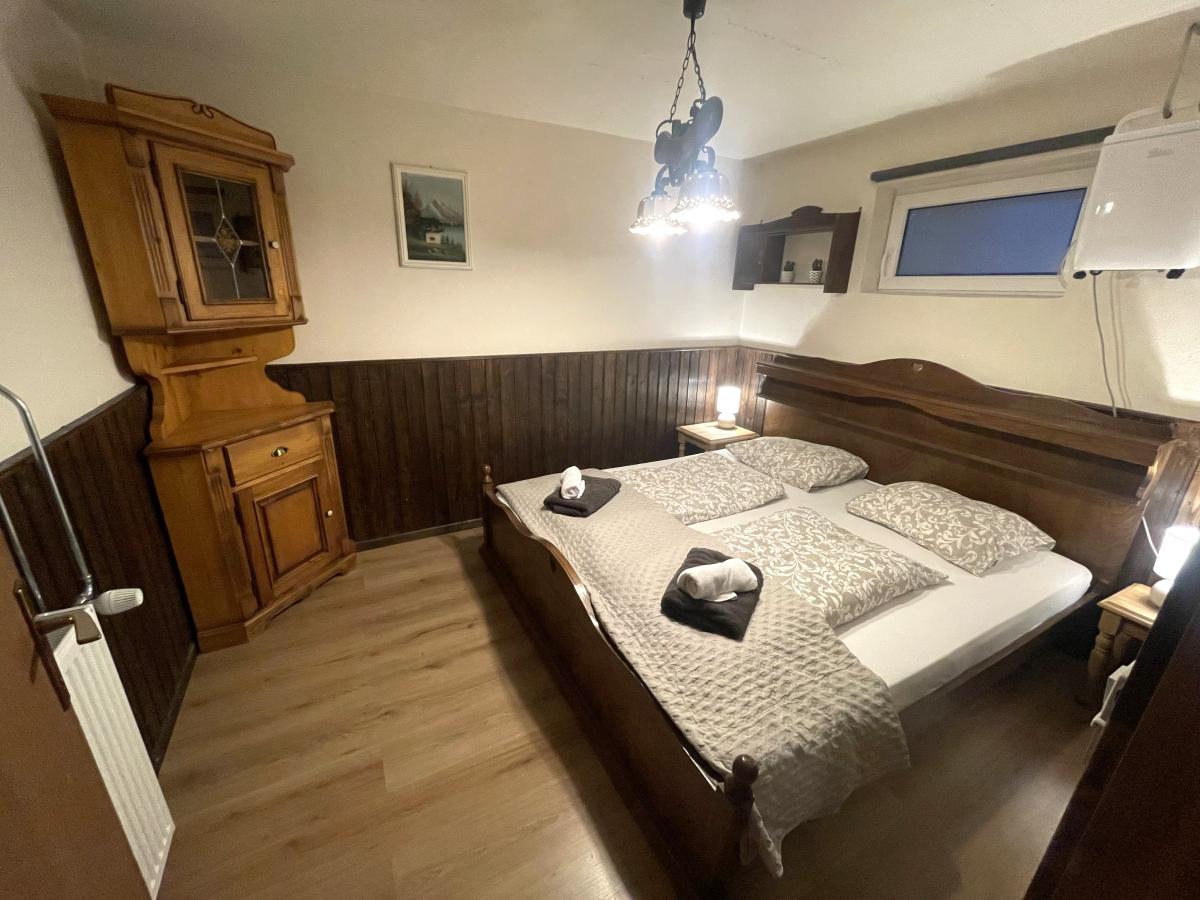 Bed Room