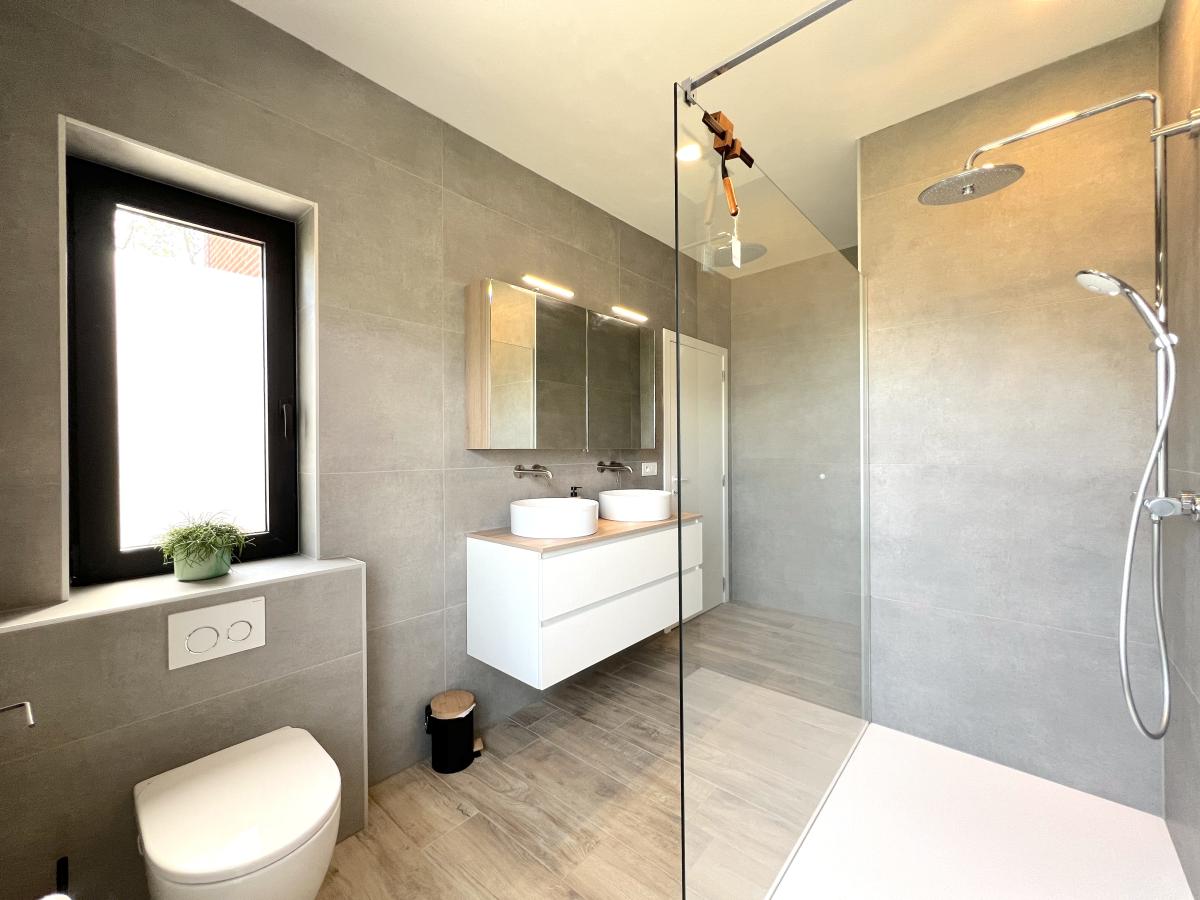 Bath Room