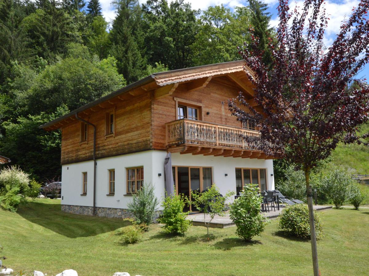 Villa photo 1