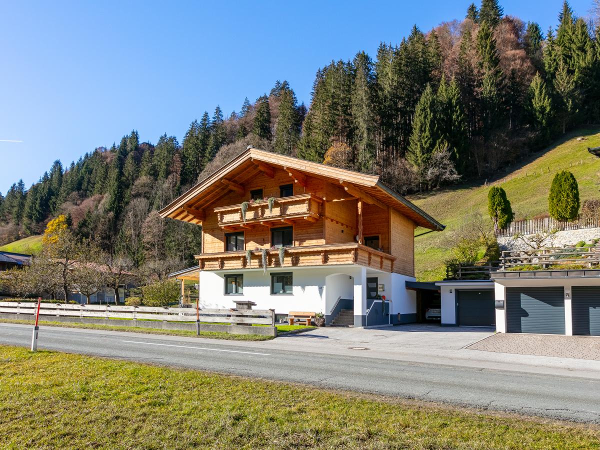 Villa photo 1