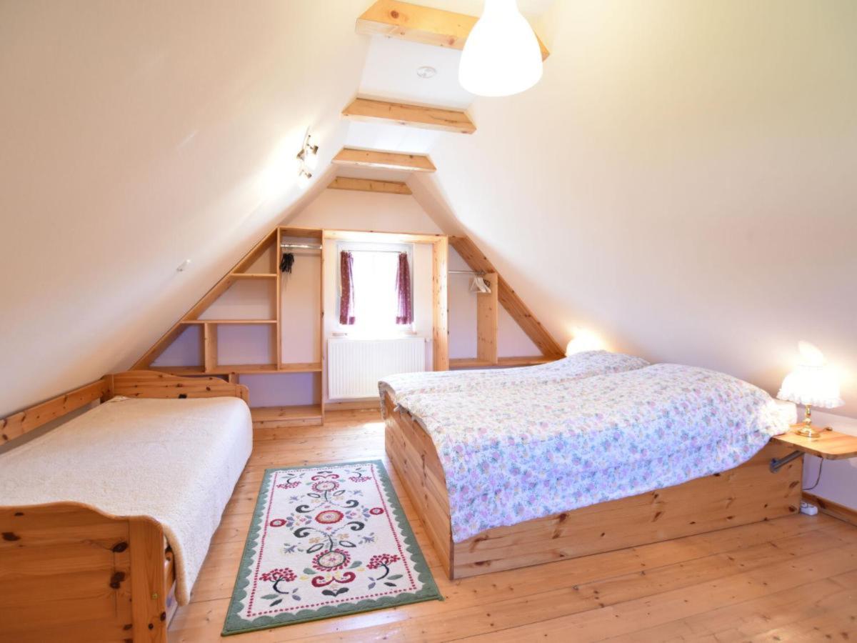 Bed Room