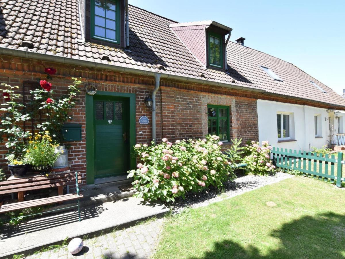 Villa photo 1