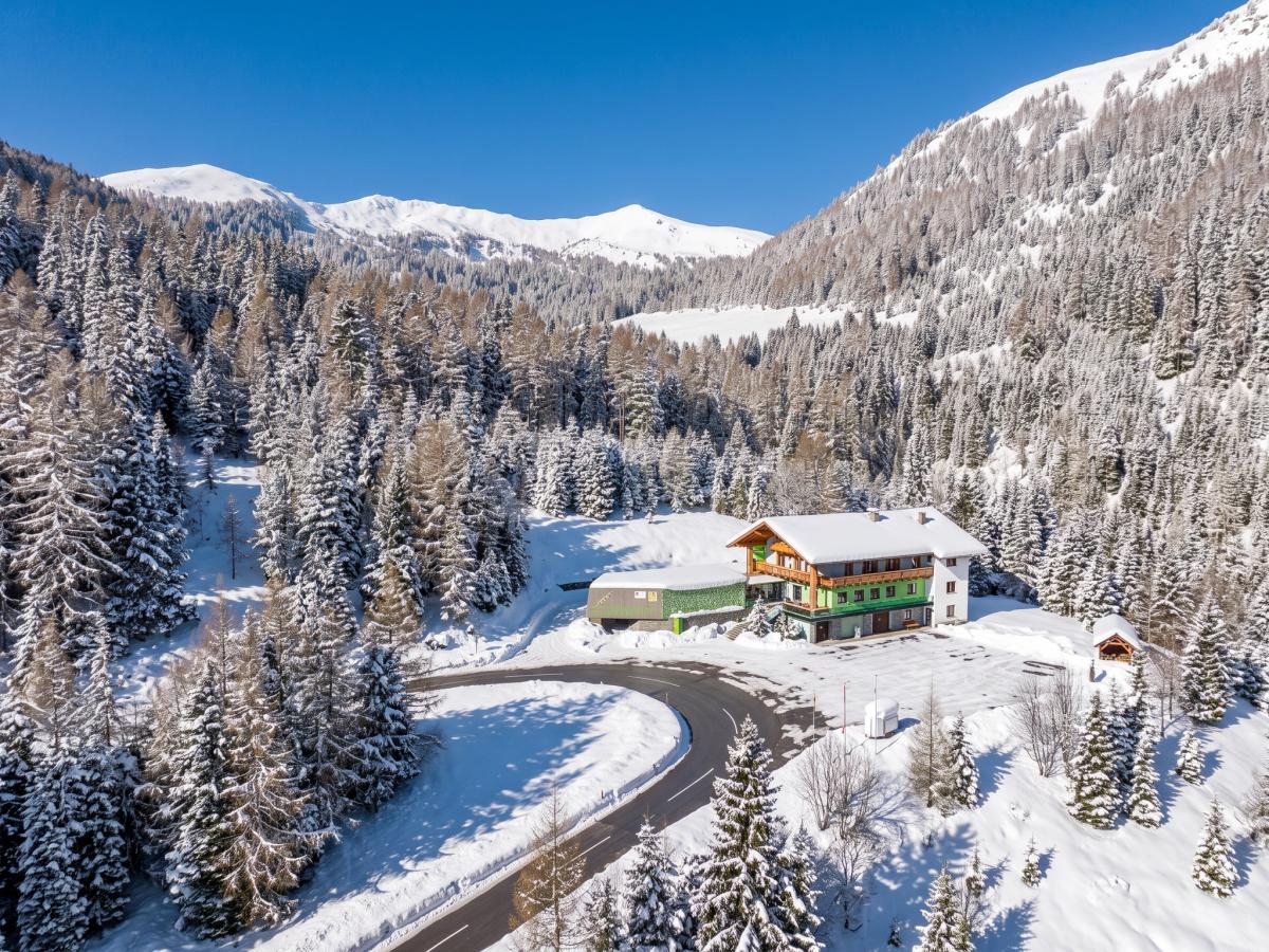 Exterior Winter