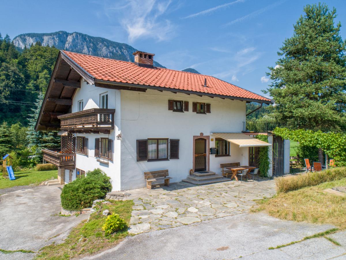 Exterior Summer