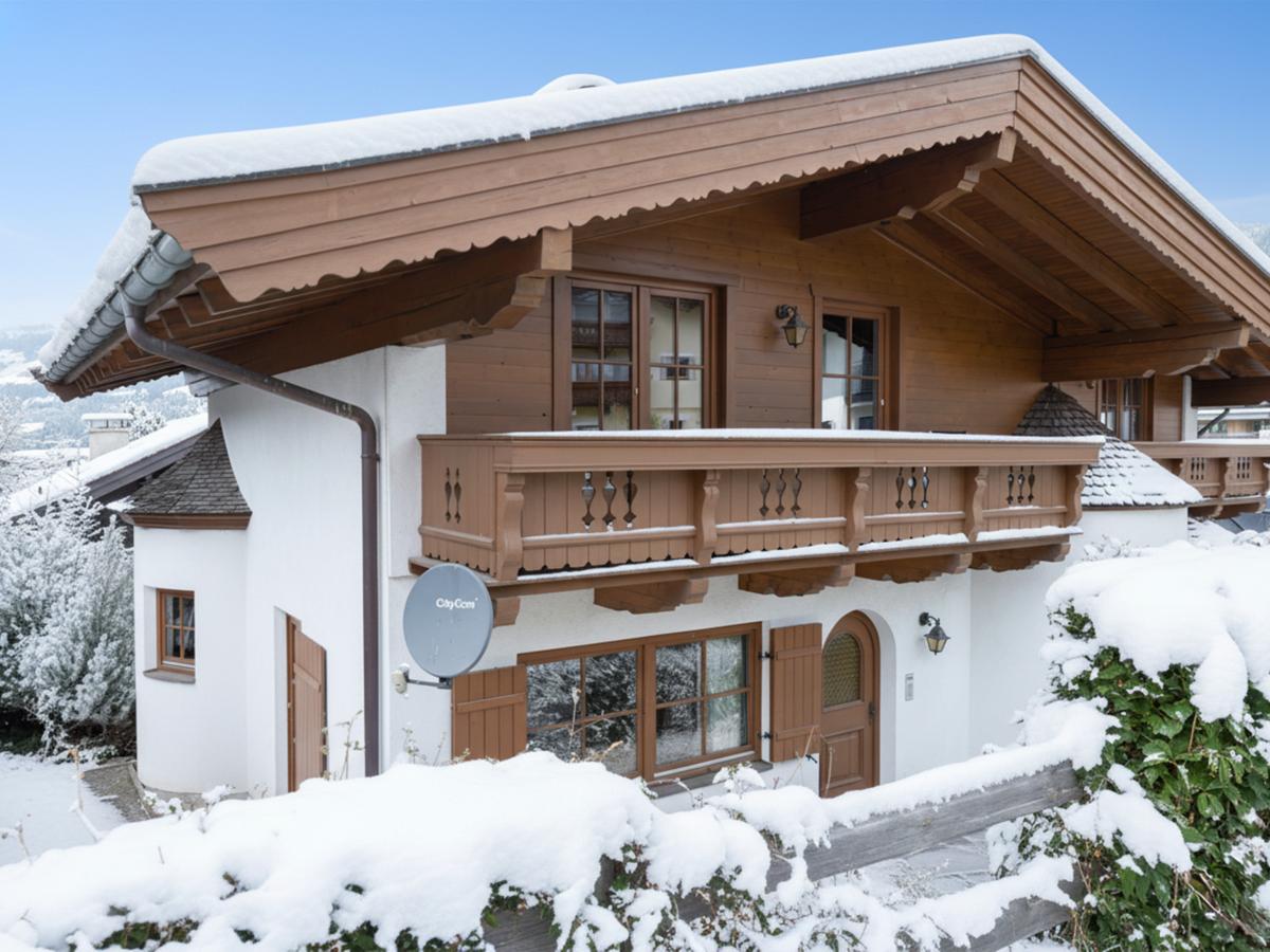 Villa photo 1