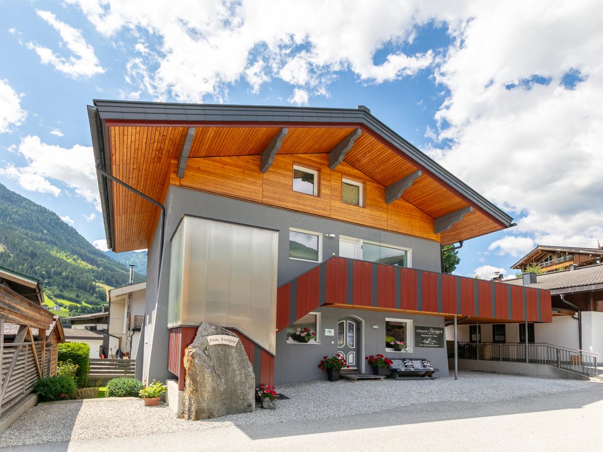 Exterior Summer