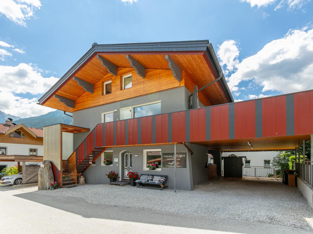Exterior Summer