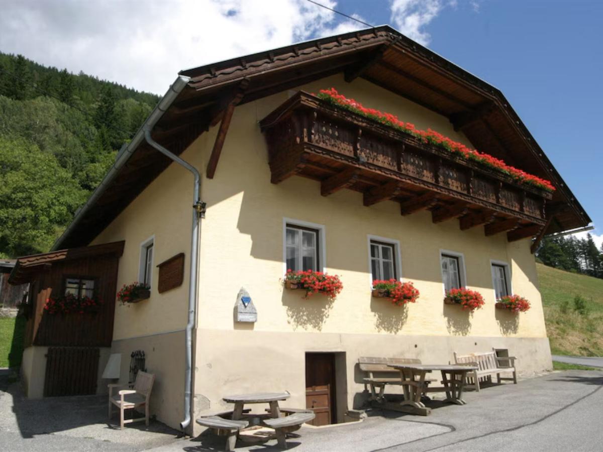 Exterior Summer