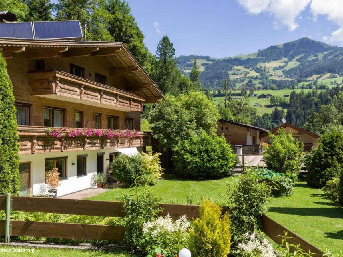 Villa photo 1