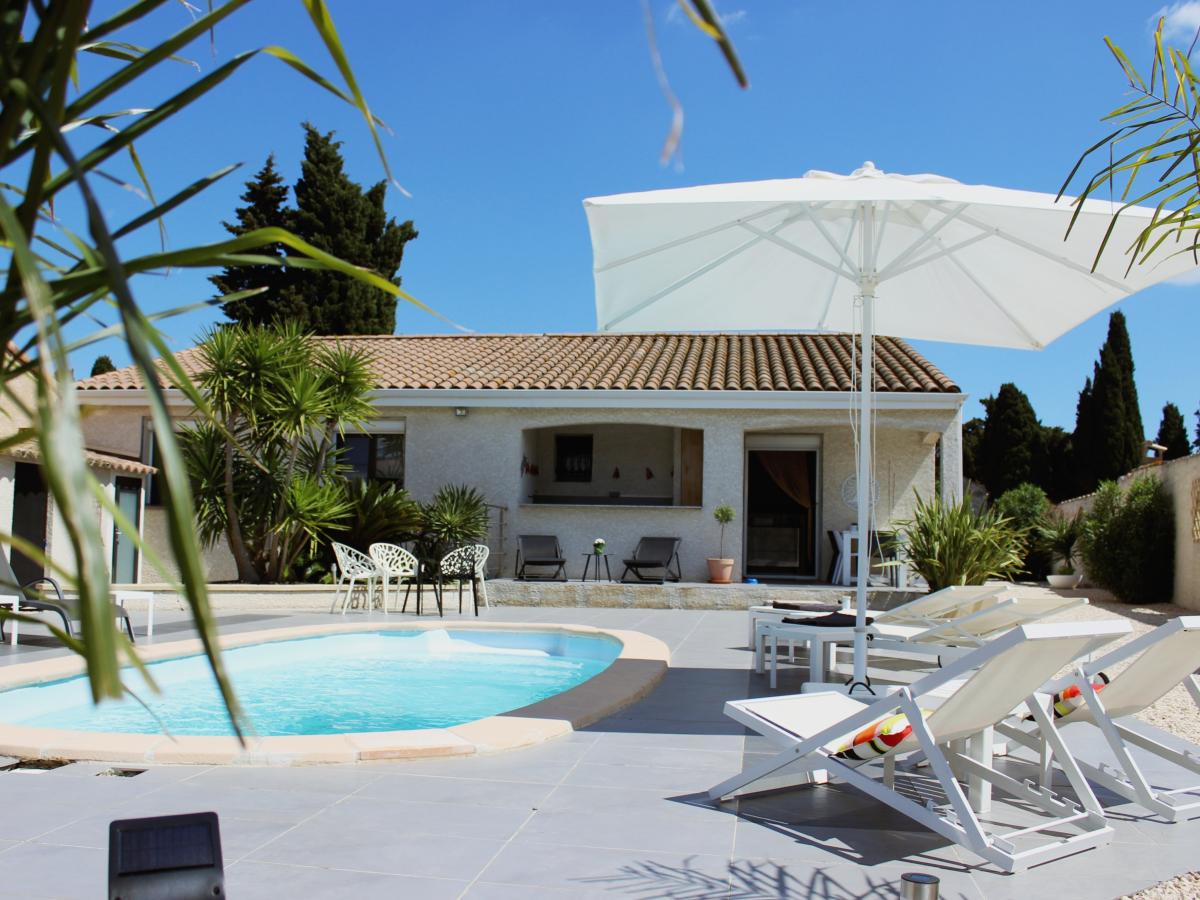 Villa photo 1