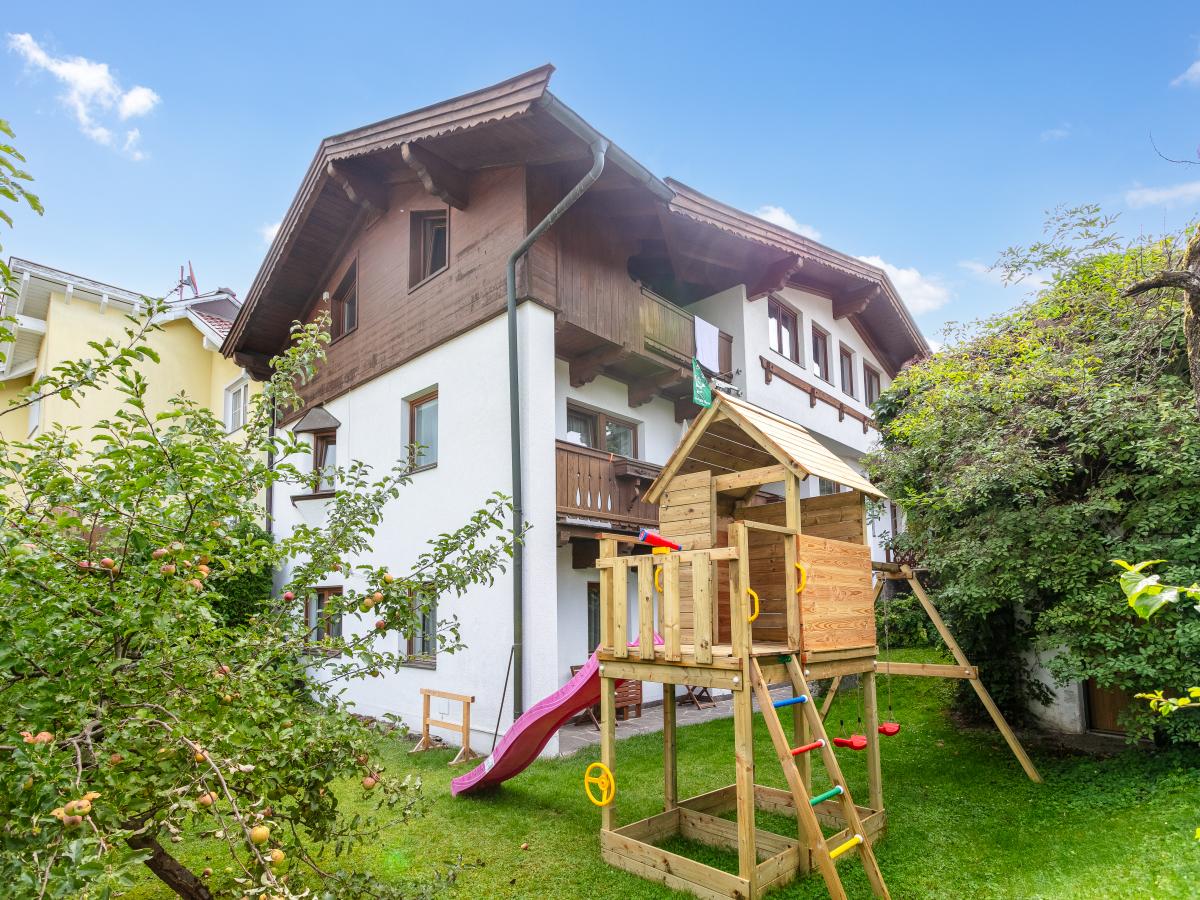 Villa photo 1